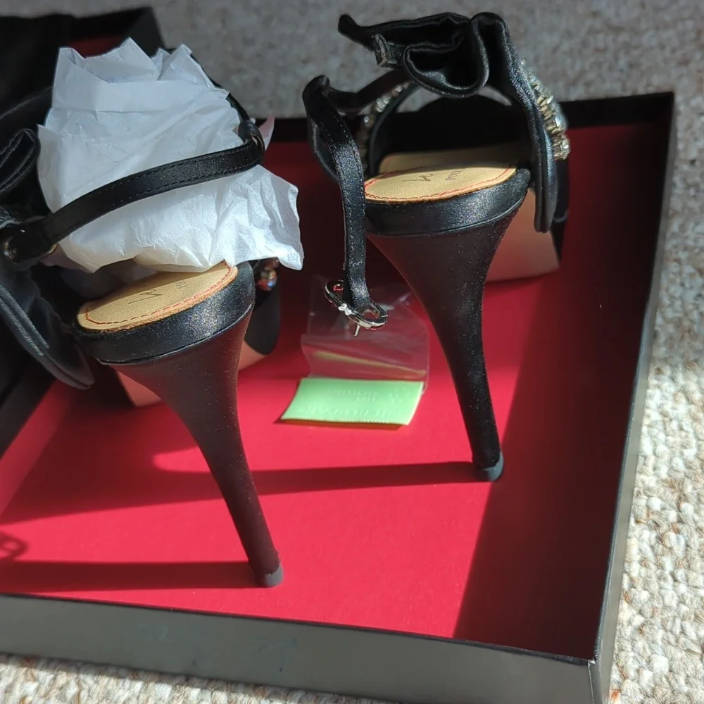 Pour la Victoria Glada Black Satin Heels with Rhinestone Detailing